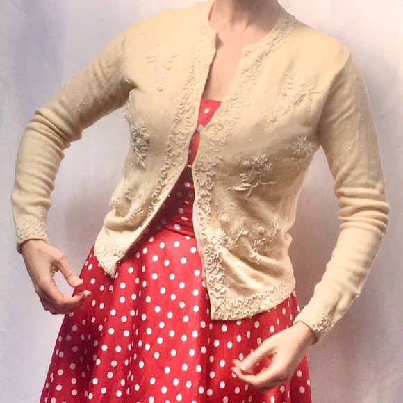 Jeri-Jo Sweaters - SOLD Jeri-Jo vtg 50s 60s beaded cardigan sweater lambswool angora floral ivory L